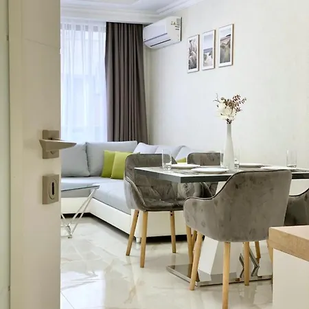 Apartment Sea View With Free Parking